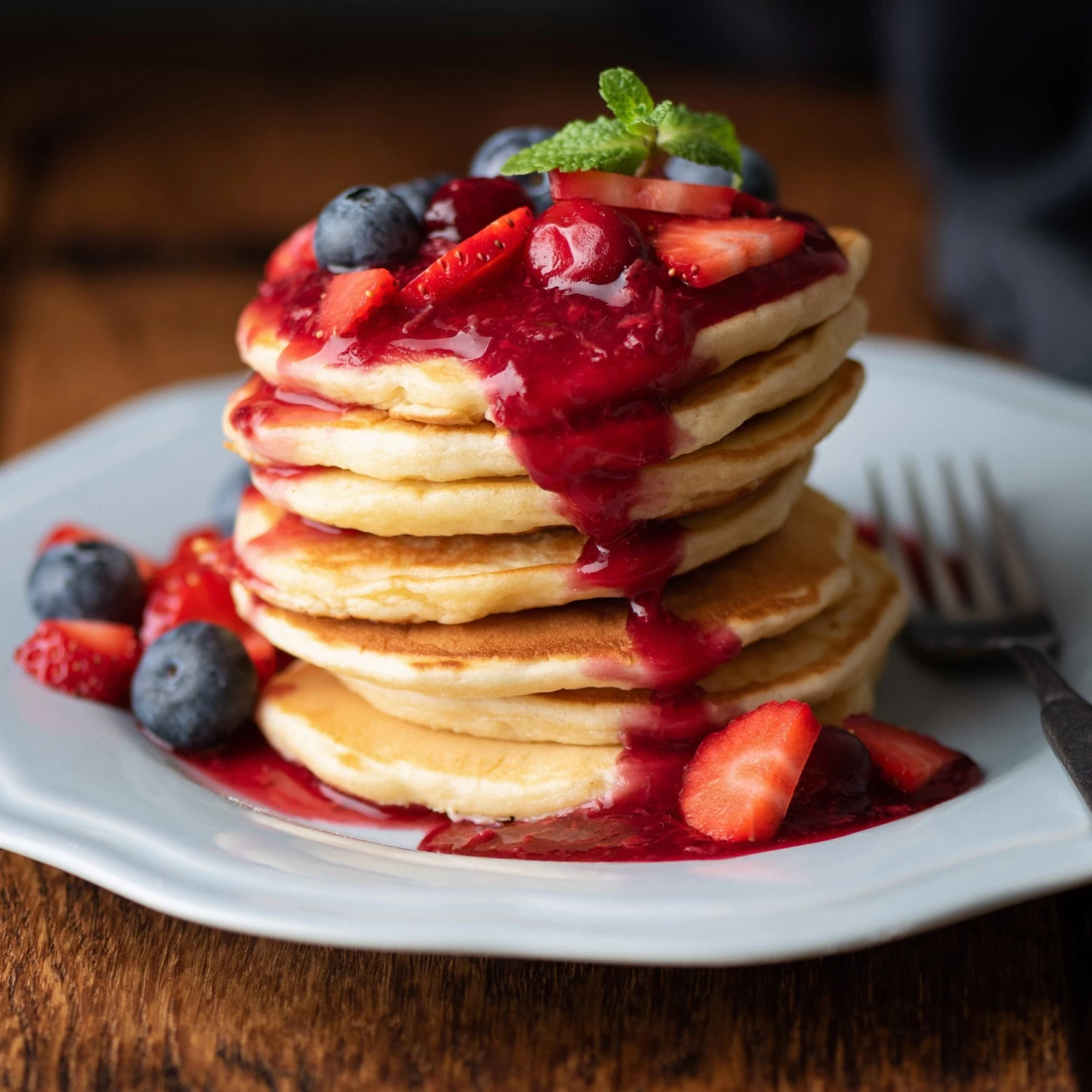 Emergency Essentials Freeze Dried Strawberry Slices Large Can 4 Emergency Essentials Freeze Dried Strawberry Slices Large Can - Image 4