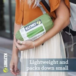 Klymit Static V Sleeping Pad 20 Klymit Static V Sleeping Pad -Outdoor Camping Sales Klymit Amazon StaticV CarouselImages 05LSwithFeature2