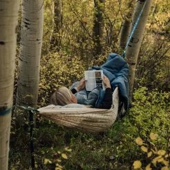 Klymit Homestead Cabin Comforter Blanket -Outdoor Camping Sales Klymit HomesteadCabinComforterBlanket REG 13HCBL01C LS03 2832x3173 Good2goco ca57532e ea42 4cc4 844b 4164eda7ebf1