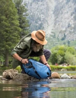 LifeStraw Peak Series Large Capacity Gravity Water Filter System 8L 13 LifeStraw Peak Series Large Capacity Gravity Water Filter System 8L -Outdoor Camping Sales LifeStraw Peak 8L Mountain Blue Lifestyle Fillable Adam Barker 01 1000x Good2GoCo