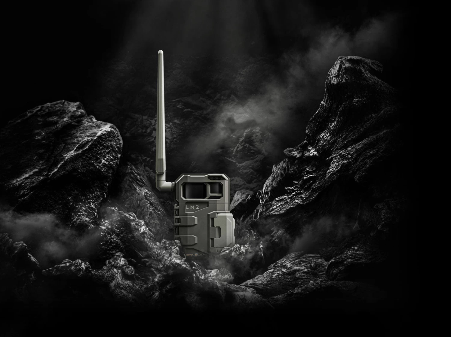 SpyPoint LM2 Cellular Trail Camera 3 SpyPoint LM2 Cellular Trail Camera - Image 3