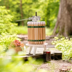 Roots & Harvest Fruit And Wine Press