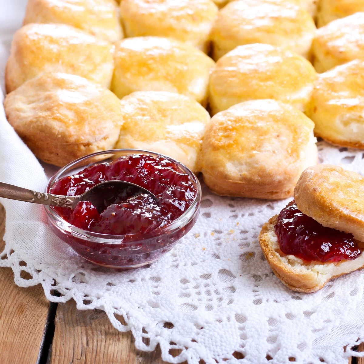 Augason Farms Honey White Bread, Scone & Roll Mix #10 Can 7 Augason Farms Honey White Bread, Scone & Roll Mix #10 Can - Image 7